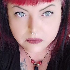 Meet your Posher, Moore